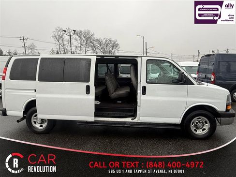 Used 2019 Chevrolet Express 3500 LT w/ LT Preferred Equipment Group image 8