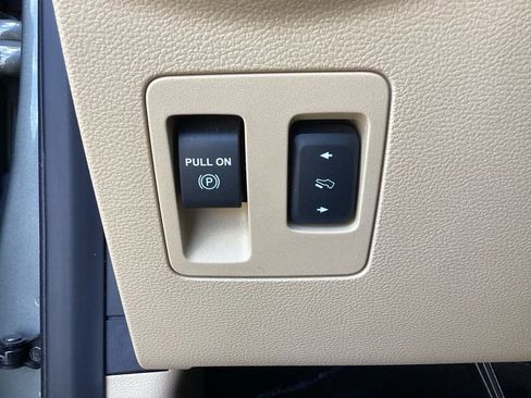 Used 2019 Ford F150 Lariat image 64