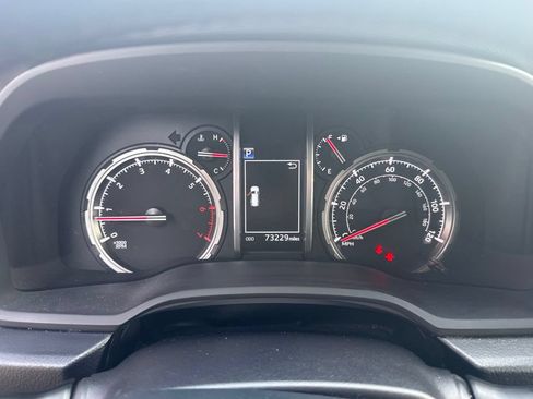 Used 2020 Toyota 4Runner TRD Off-Road Premium w/ Moonroof Package AWD/4WD image 41