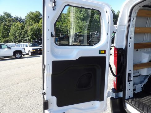Used 2025 Ford Transit 250 Low Roof w/ Exterior Upgrade Package RWD image 39