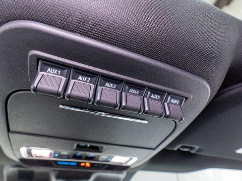Used 2024 Ford F250 Platinum AWD/4WD image 23