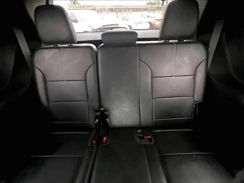 Used 2024 GMC Acadia Elevation image 35