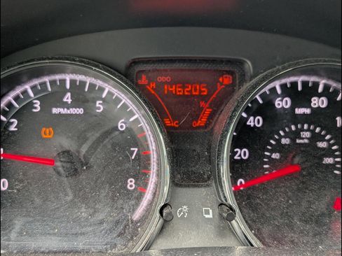 Used 2014 Nissan Versa Note SV FWD image 9