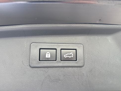 Certified 2024 Subaru Outback Touring XT AWD/4WD image 7