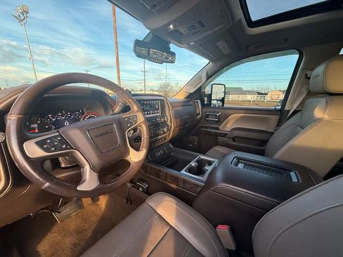 Used 2016 GMC Sierra 3500 Denali w/ Duramax Plus Package image 14