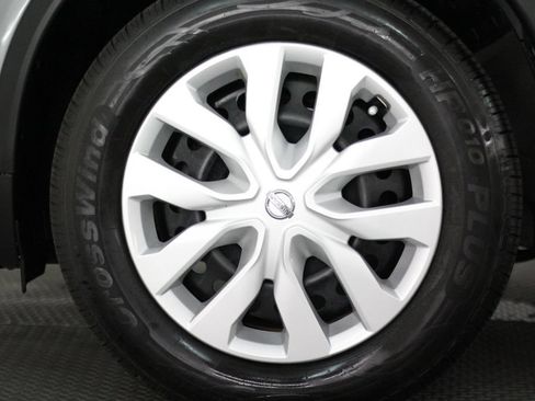 Used 2016 Nissan Rogue S w/ Appearance Package FWD image 53