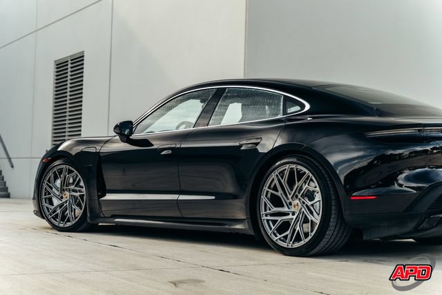 Used 2020 Porsche Taycan Turbo AWD/4WD image 46