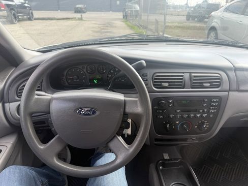 Used 2005 Ford Taurus SE image 15
