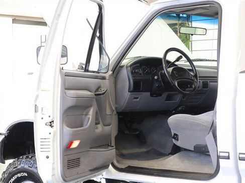 Used 1996 Ford F250 4x4 Regular Cab image 48