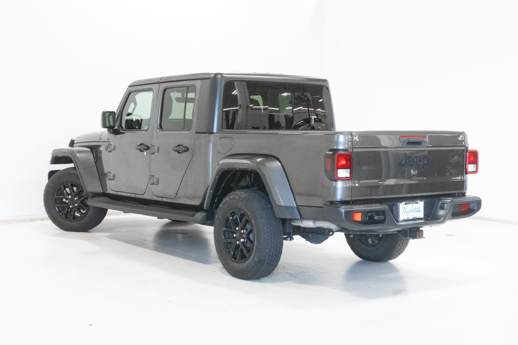 Certified 2023 Jeep Gladiator Sport AWD/4WD image 26