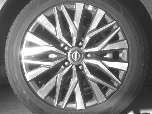 Used 2025 Nissan Altima 2.5 SV image 13