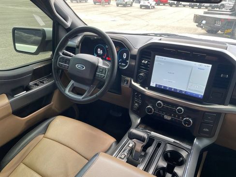 Used 2022 Ford F150 Lariat w/ Trailer Tow Package AWD/4WD image 32