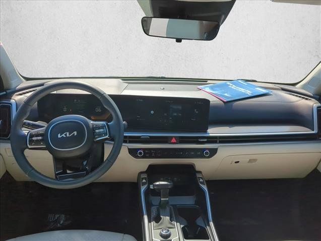 Used 2024 Kia Sorento S w/ Panoramic Sunroof Package FWD image 30