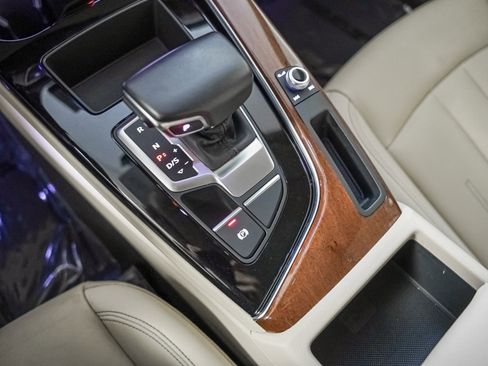 Used 2023 Audi A4 2.0T Premium w/ Convenience Package image 18