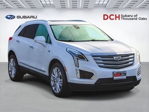 Used 2017 Cadillac XT5 Premium Luxury image 3