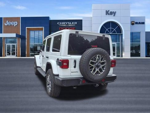 New 2025 Jeep Wrangler Unlimited Sahara AWD/4WD image 7