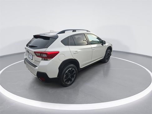 Used 2023 Subaru Crosstrek 2.0i Premium image 8