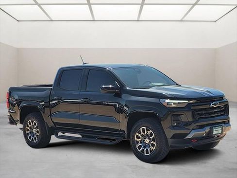 Used 2026 Chevrolet Colorado Z71 w/ Technology Package AWD/4WD image 1