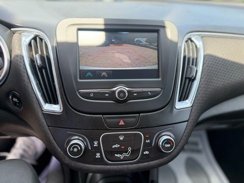 Used 2016 Chevrolet Malibu LT FWD image 20