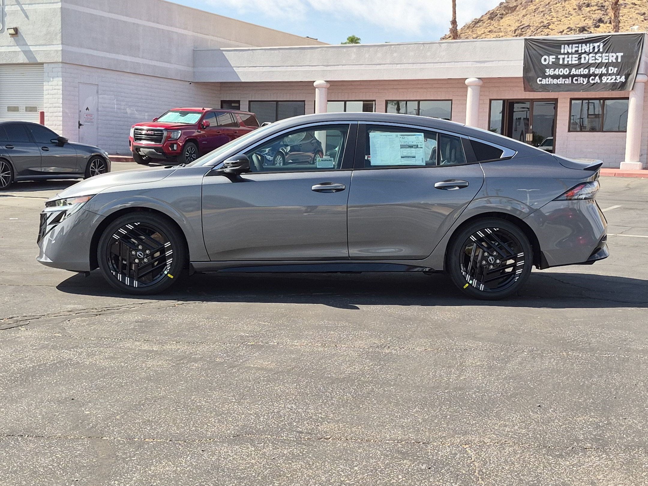 New 2027 Nissan Sentra SR w/ SR Premium Package FWD image 3