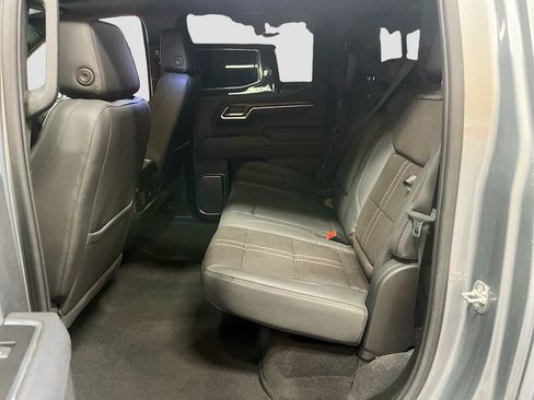 Used 2025 Chevrolet Silverado 1500 High Country AWD/4WD image 26