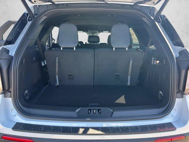 New 2026 Ford Explorer ST-Line RWD image 19