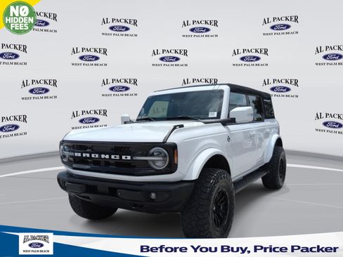Certified 2023 Ford Bronco Outer Banks AWD/4WD image 1