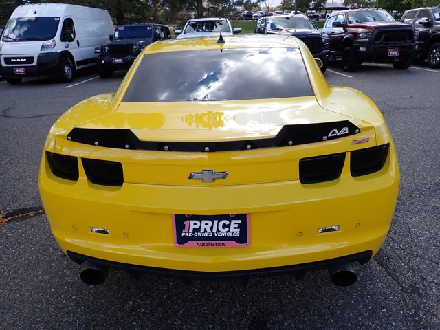 Used 2011 Chevrolet Camaro SS w/ RS Package RWD image 3