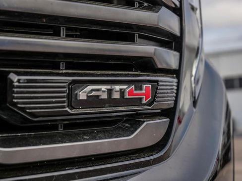 Used 2025 GMC Sierra 1500 AT4 w/ Technology Package AWD/4WD image 11