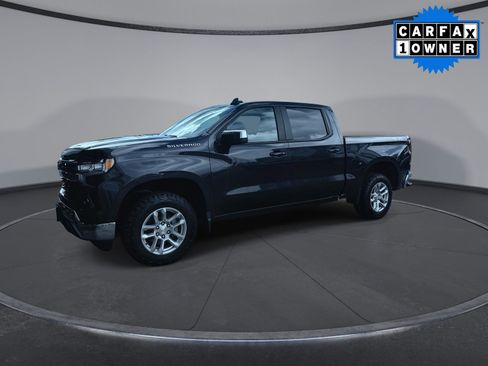 Used 2022 Chevrolet Silverado 1500 LT AWD/4WD image 4