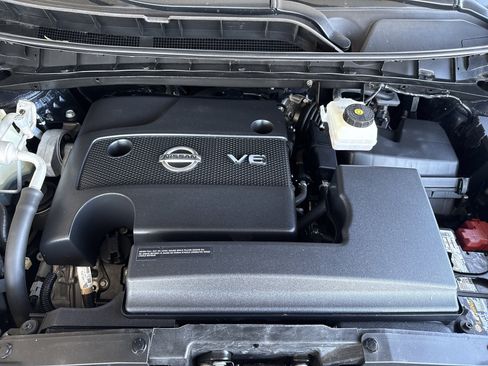 Used 2023 Nissan Murano SV image 7