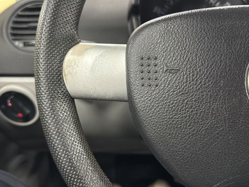 Used 2005 Volkswagen Beetle GLS image 20