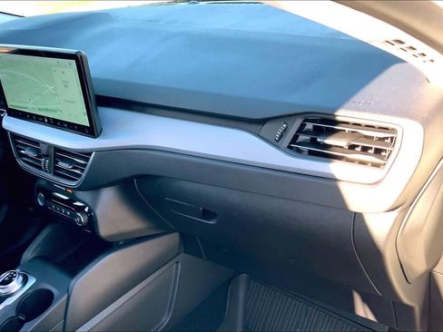 Used 2026 Ford Escape Platinum w/ Equipment Group 601A image 19