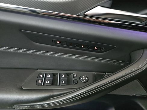 Used 2019 BMW M5 w/ Executive Package image 28