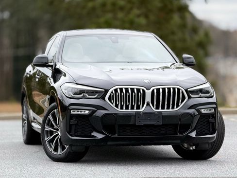 Used 2021 BMW X6 xDrive40i AWD/4WD image 3