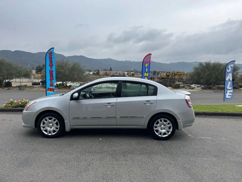 Used 2012 Nissan Sentra 2.0 S image 8