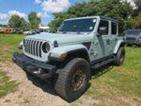 Used 2023 Jeep Wrangler Unlimited Sport AWD/4WD image 3