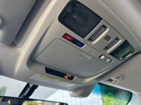 Used 2018 Subaru Outback 2.5i Limited image 23