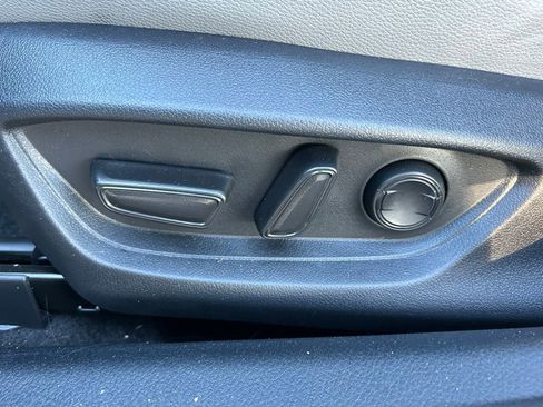 Certified 2025 Toyota Camry SE image 16