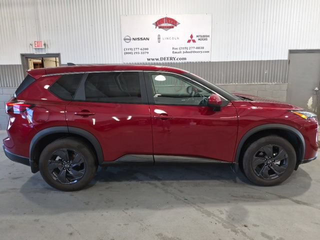 Certified 2026 Nissan Rogue SV w/ Cold Weather Package AWD/4WD image 2