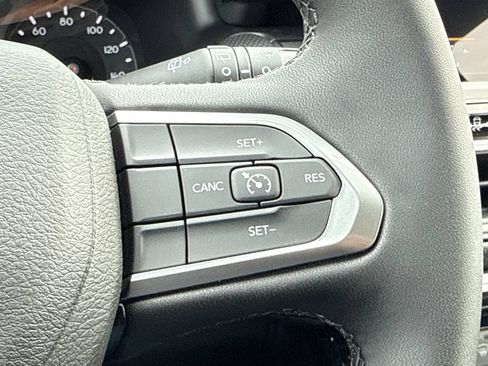 New 2026 Jeep Compass Latitude AWD/4WD image 27