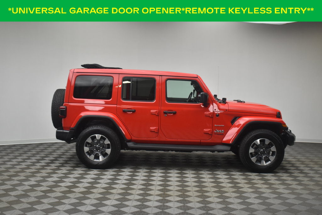 Used 2022 Jeep Wrangler Unlimited Sahara w/ LED Lighting Group AWD/4WD image 10