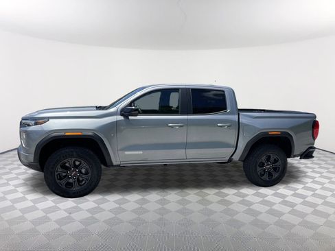 New 2025 GMC Canyon Elevation w/ Convenience Package image 2