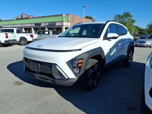 Used 2024 Hyundai Kona SEL AWD/4WD image 1