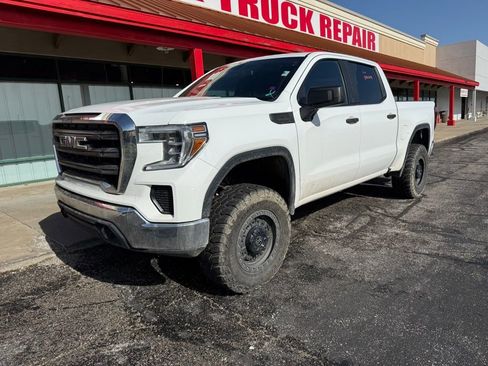 Used 2019 GMC Sierra 1500 4x4 Crew Cab w/ Convenience Package image 2
