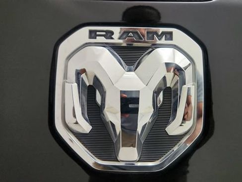 Used 2019 RAM 1500 Big Horn AWD/4WD image 35