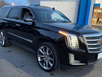 Used 2016 Cadillac Escalade Platinum
