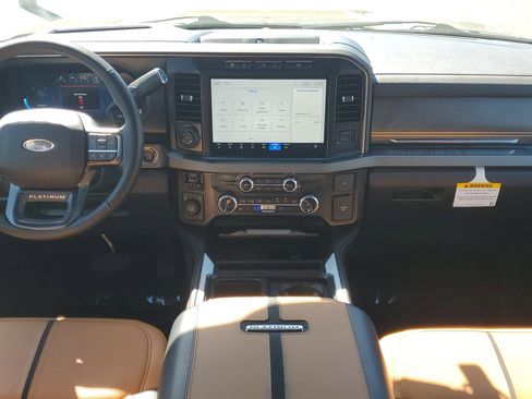 Certified 2023 Ford F250 Platinum image 15