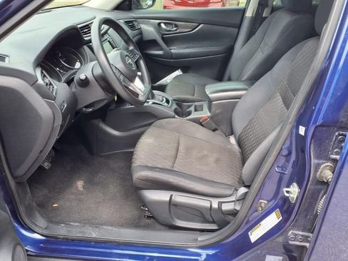 Used 2018 Nissan Rogue S AWD/4WD image 12