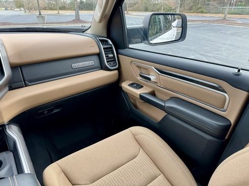 Used 2019 RAM 1500 Big Horn image 26